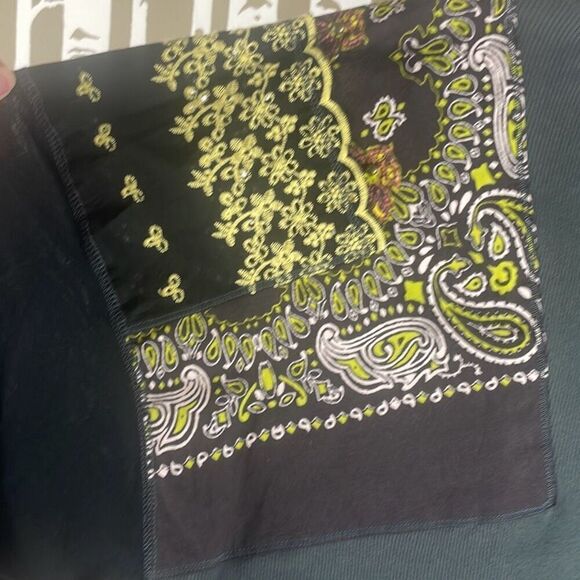 We The Free Feelin' It Studded Patchwork Mixed Media Oversized Hi-Low Top XS - Picture 6 of 8